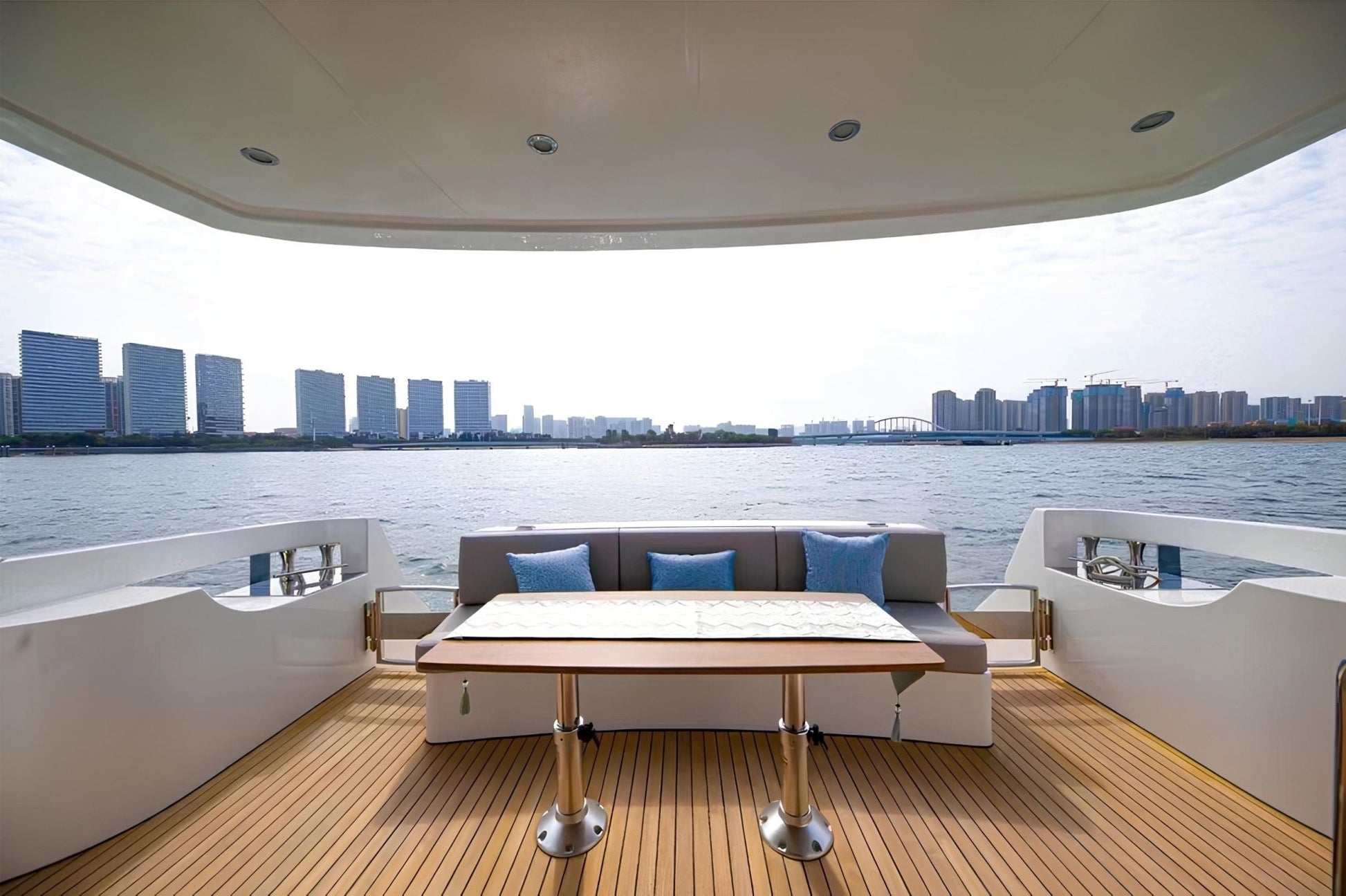 Zia,Rio,Ava 52ft(16m) 15 Guest Capacity - Flame Travel Dubai