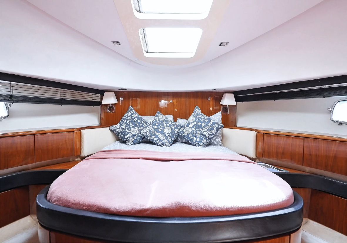 Liberty 80ft(25m) 25 Guest capacity - Flame Travel Dubai