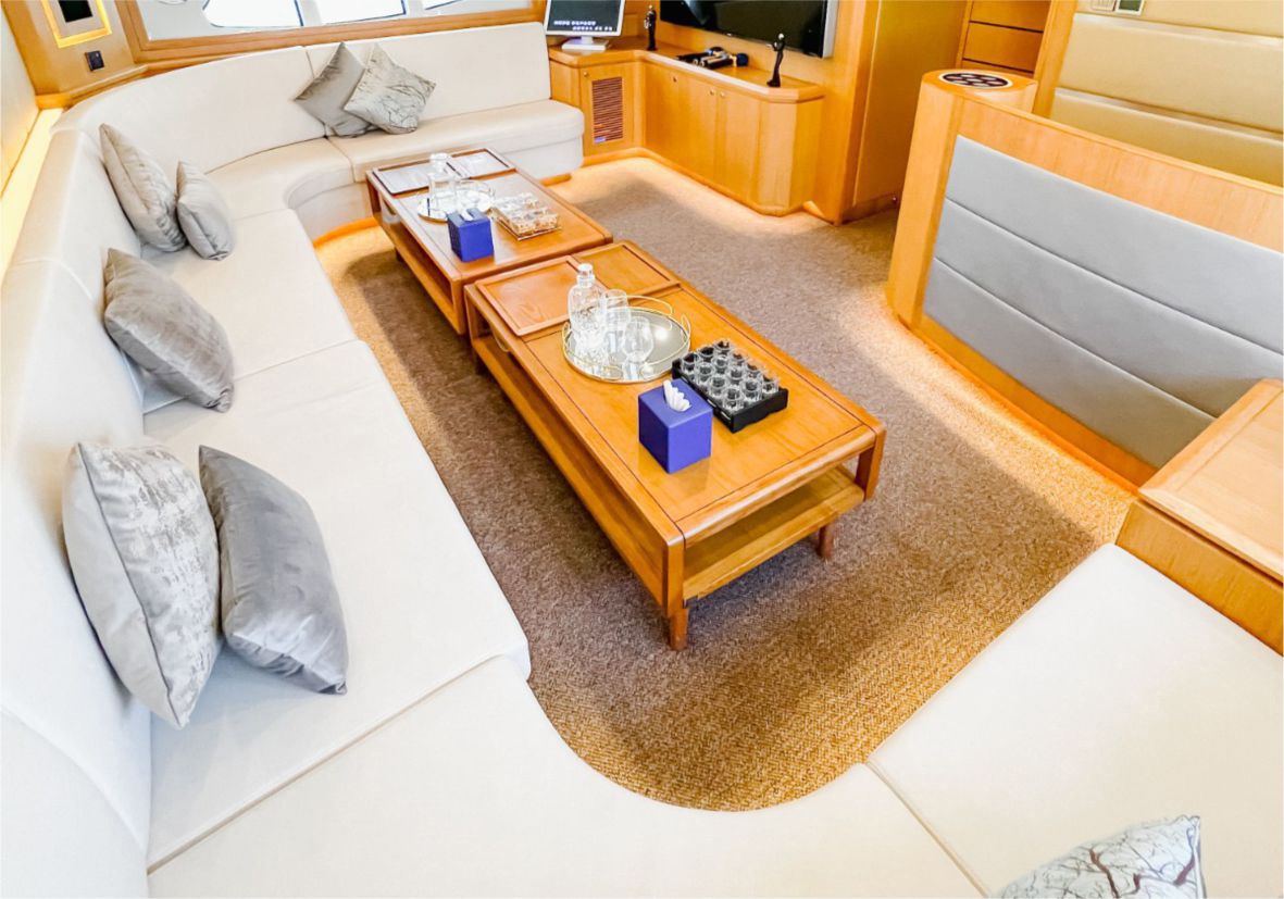 Astra 76ft(23m) 40 Guest Capacity - Flame Travel Dubai