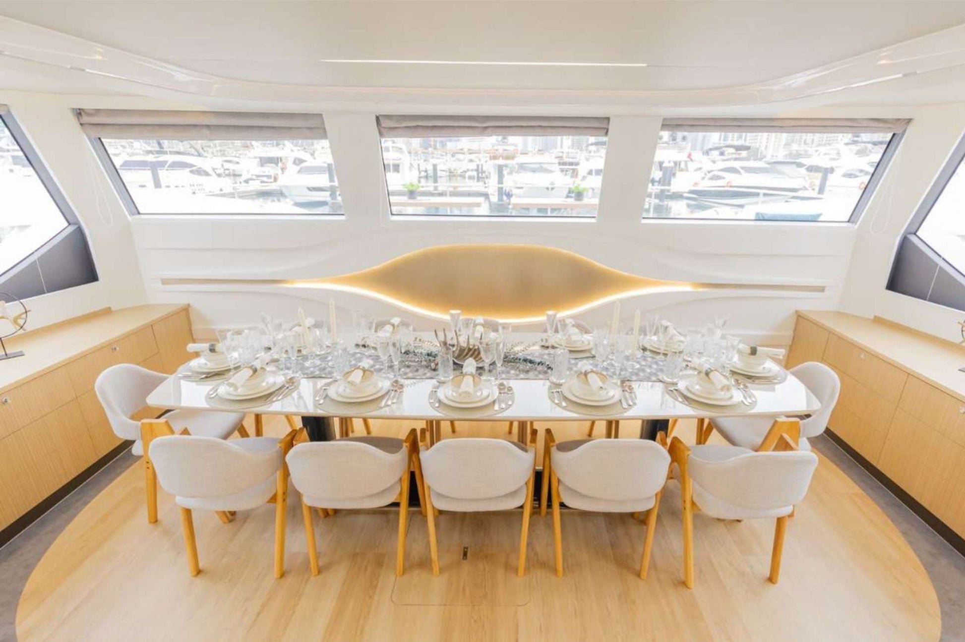 Infinity 60ft(18m) 40 Guest Capacity - Flame Travel Dubai