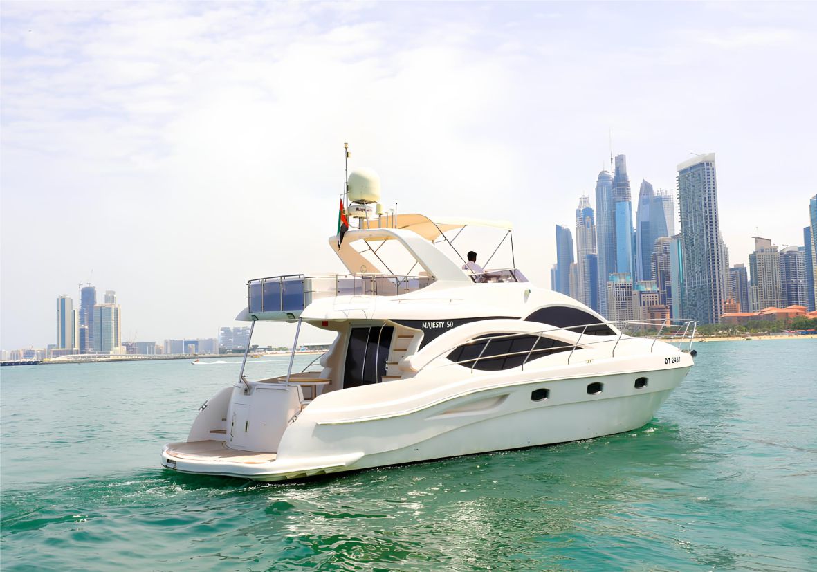 Majesty 50ft(15m) 13 Guest Capacity - Flame Travel Dubai
